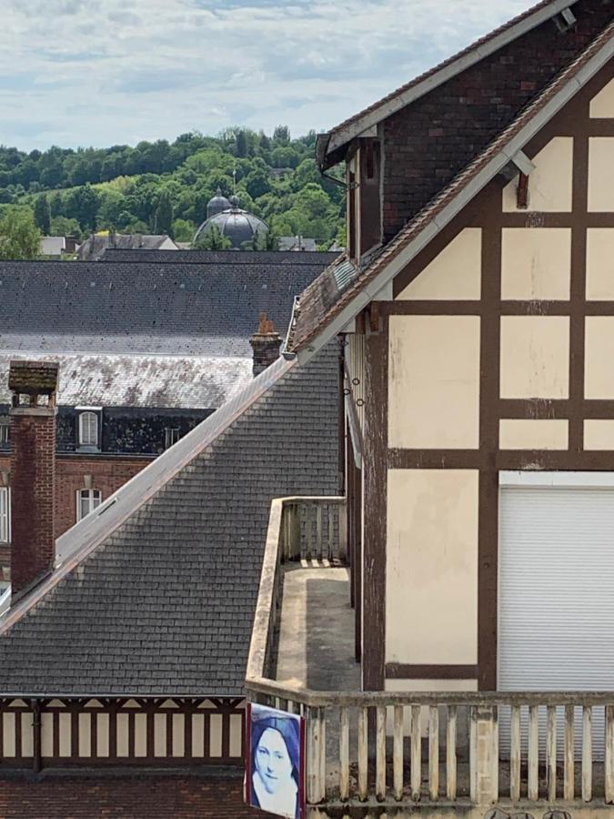 Au Coeur De Lisieux 83 M2 Et Vue Sur La Basilique 아파트 외부 사진